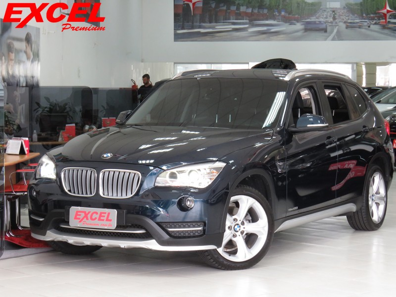 BMW X1 2.0 16V TURBO ACTIVEFLEX SDRIVE20I 4P AUTOMÁTICO BMW X1 2.0 16V TURBO ACTIVEFLEX SDRIVE20I 4P AUTOMÁTICO