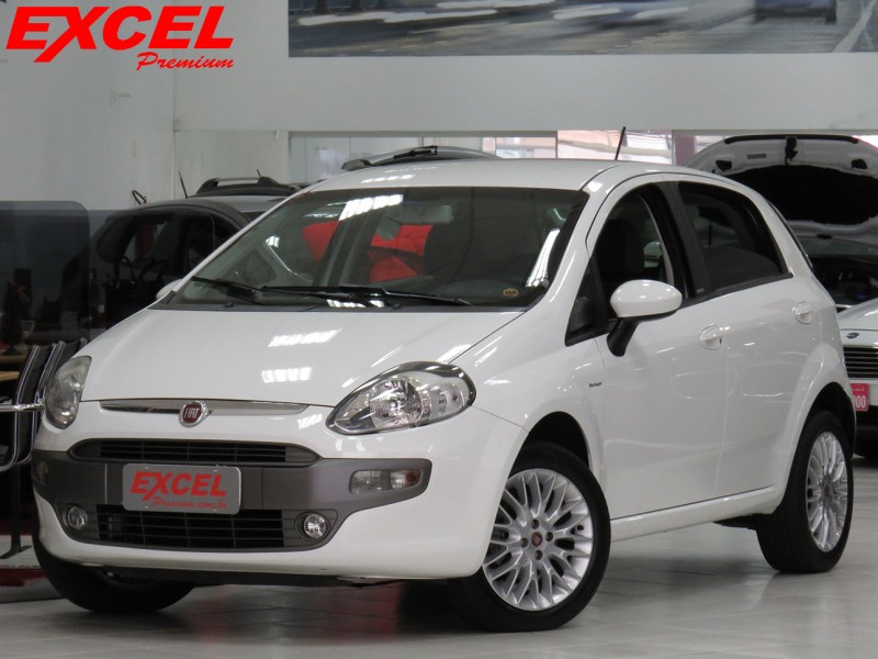 FIAT PUNTO 1.6 ESSENCE 16V FLEX 4P AUTOMATIZADO FIAT PUNTO 1.6 ESSENCE 16V FLEX 4P AUTOMATIZADO