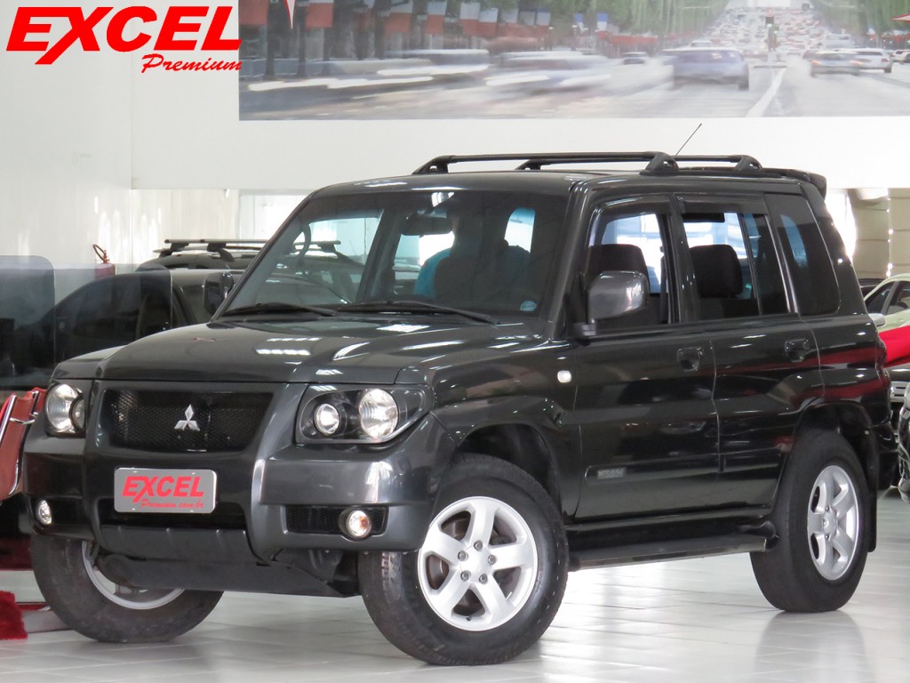 MITSUBISHI PAJERO TR4 2.0 GLS 4X4 16V FLEX 4P MANUAL MITSUBISHI PAJERO TR4 2.0 GLS 4X4 16V FLEX 4P MANUAL